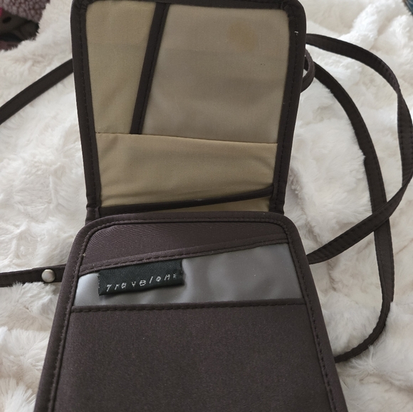 Wallet - Picture 2 of 7